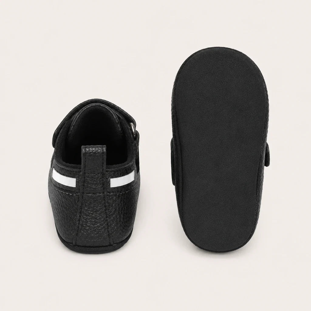 Mocassin Bébé De Premier Pas En Simili-Cuir Noir - vue de la semelle