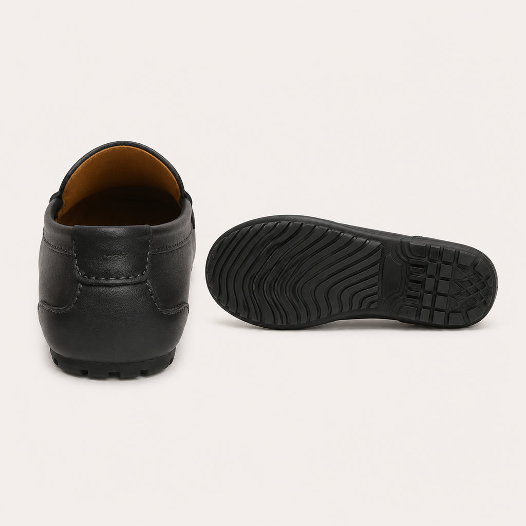 Mocassin Cuir Noir Homme - vue de la semelle