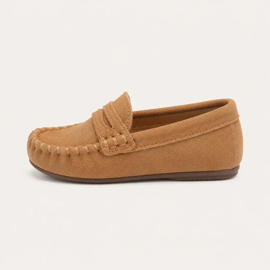 Mocassin En Daim Camel Pour Enfant - vue de côté