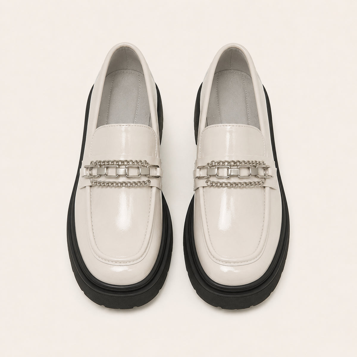 Mocassin Femme Beige À Plateforme Avec Chaîne - vue du dessus