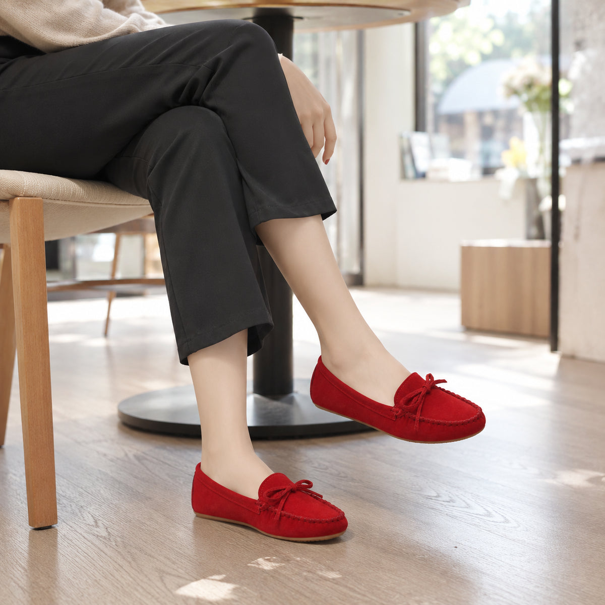 Mocassin Femme En Suédine Rouges - porté