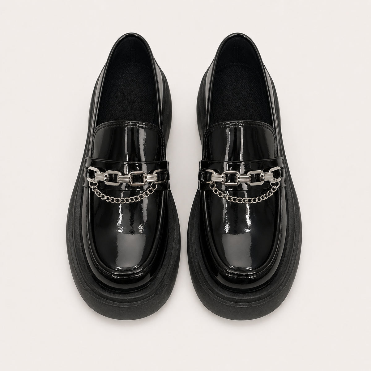 Mocassin Femme Vernis À Plateforme Avec Chaîne Métallique - vue du dessus