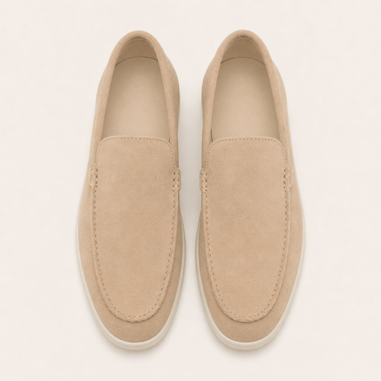 Mocassin Homme Beige En Suédine Sans Lacets - vue du dessus