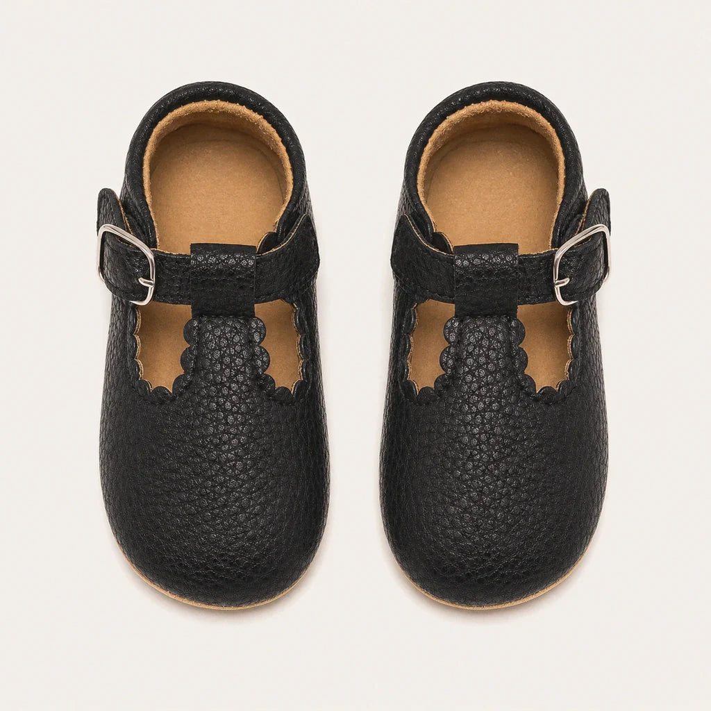 Mocassin Orthopédique Pour Bébé En Cuir Véritable Noir - porté