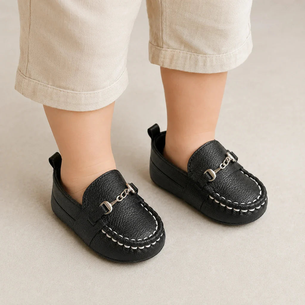Mocassins Bébé En Similicuir À Boucle - porté