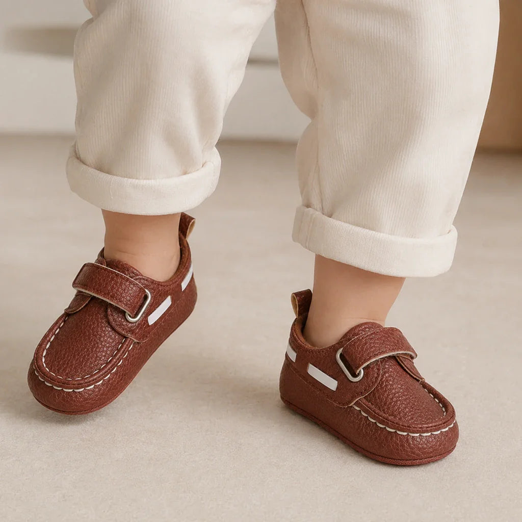 Mocassins Bébé Premiers Pas Marron - porté