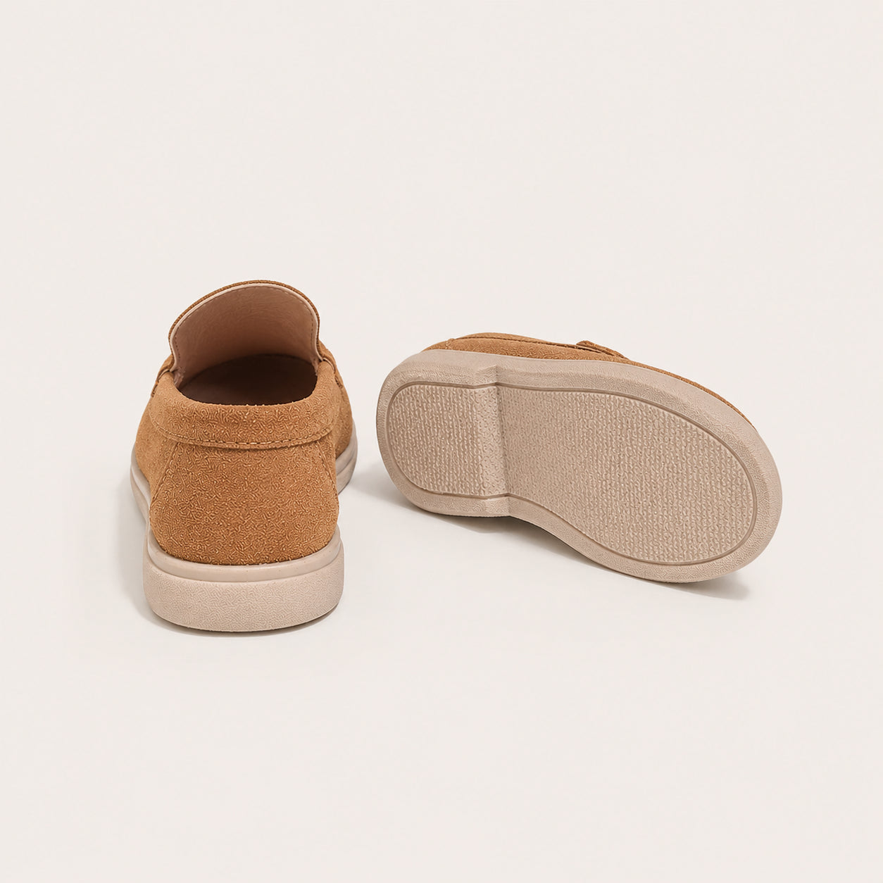 Mocassins enfants suède antidérapants - vue de la semelle