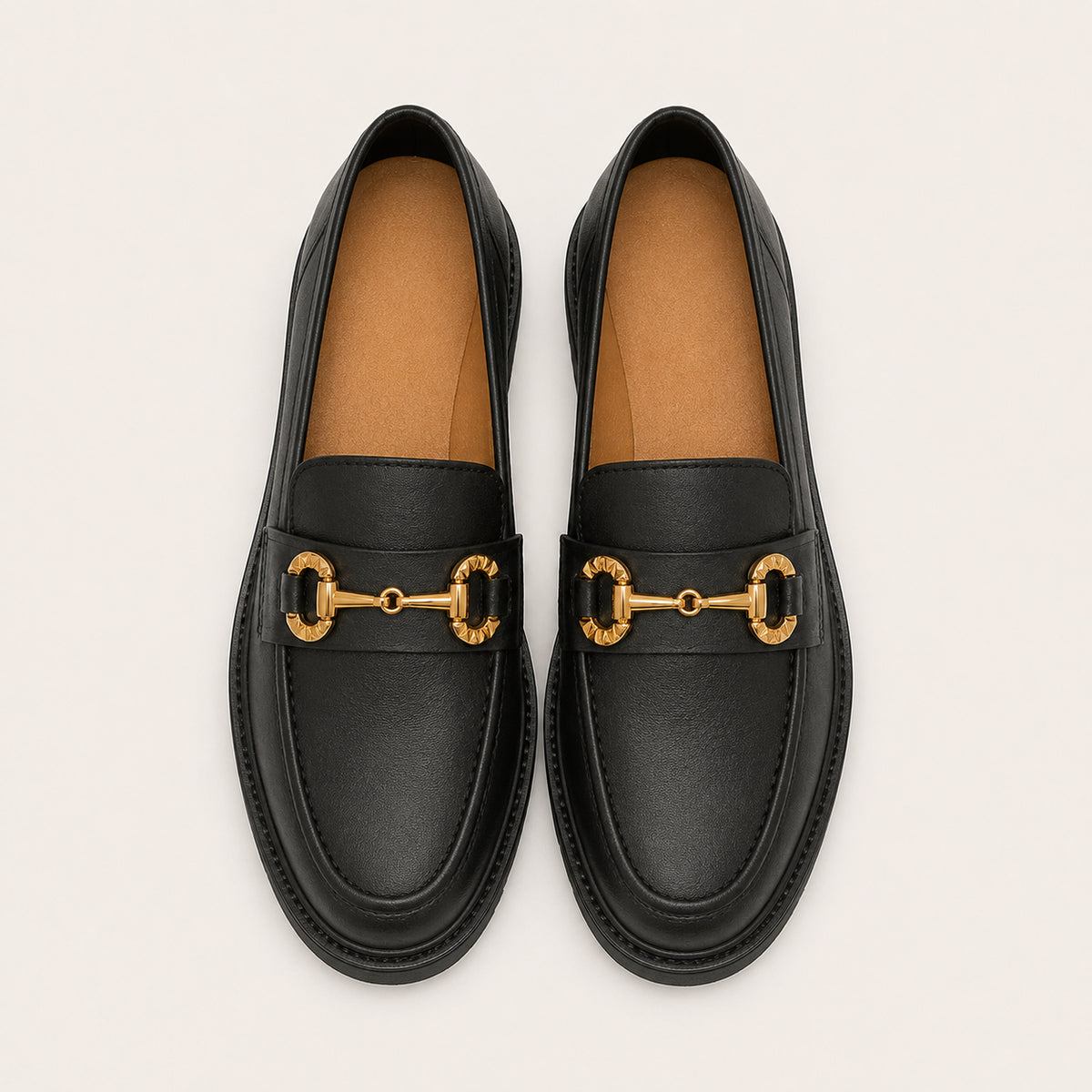 Mocassins Habillés Noir À Mors Dorés - vue du dessus