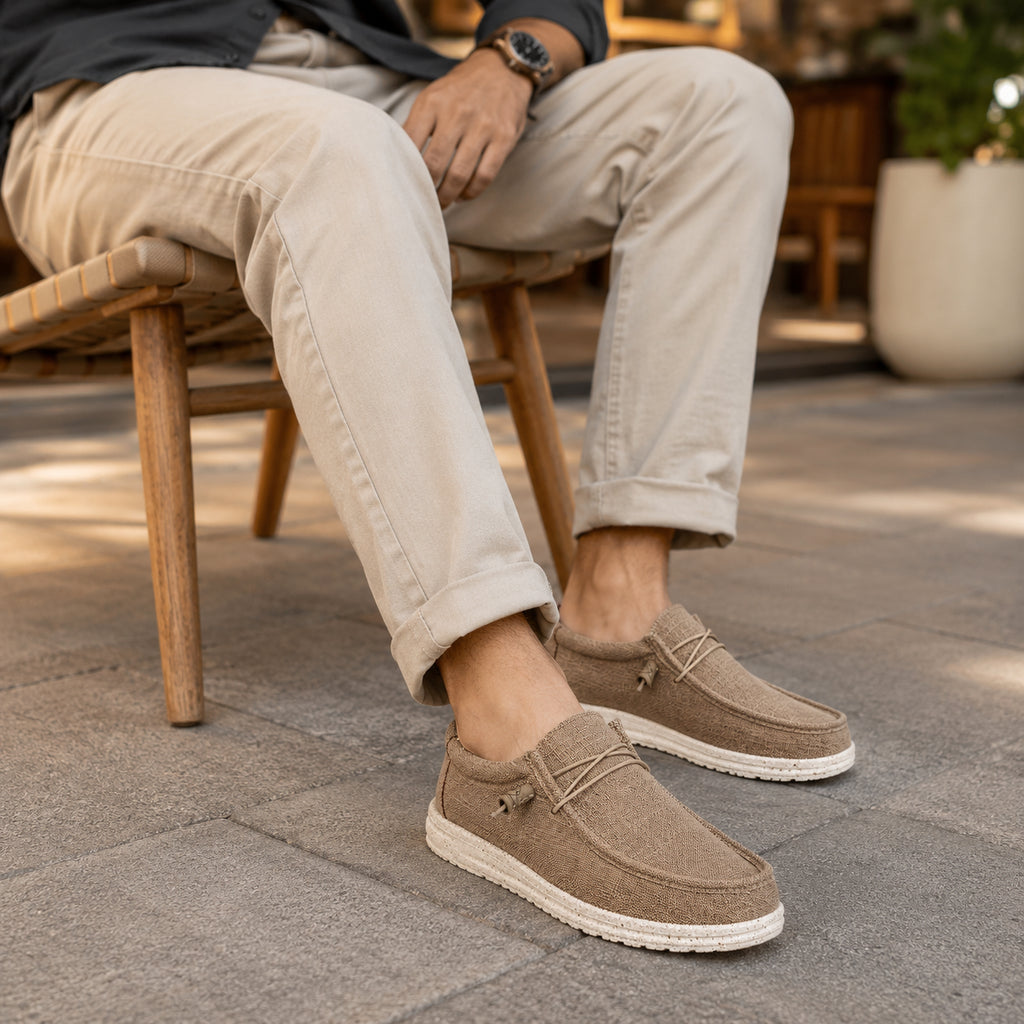 Mocassins Homme En Toile Sans Lacets Marron - porté