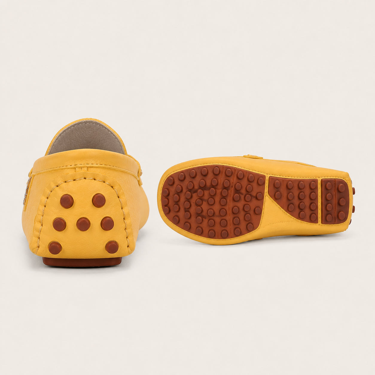 Mocassins Homme Jaunes En Simili-Cuir - vue de la semelle