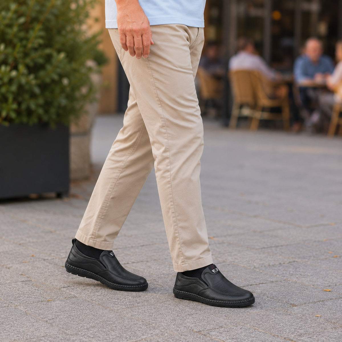 Mocassins Orthopédiques à Semelle Épaisse Pour Homme Noir - porté